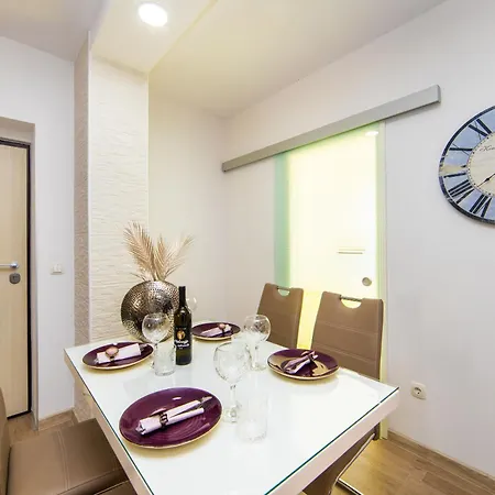 Apartment Karlo